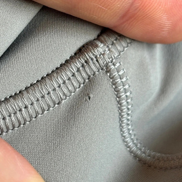 Lululemon Base Pace High-Rise Reflective Crop 23" Gull Grey Size 6 - Picture 14 of 16